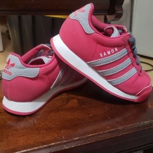 Pink Samoa Adidas🌟Size 11